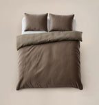 Dekbedovertrek fluweel effen taupe 240 x 220 cm, set met 2 kussenslopen 60 x 70 cm voor de slaapkamer