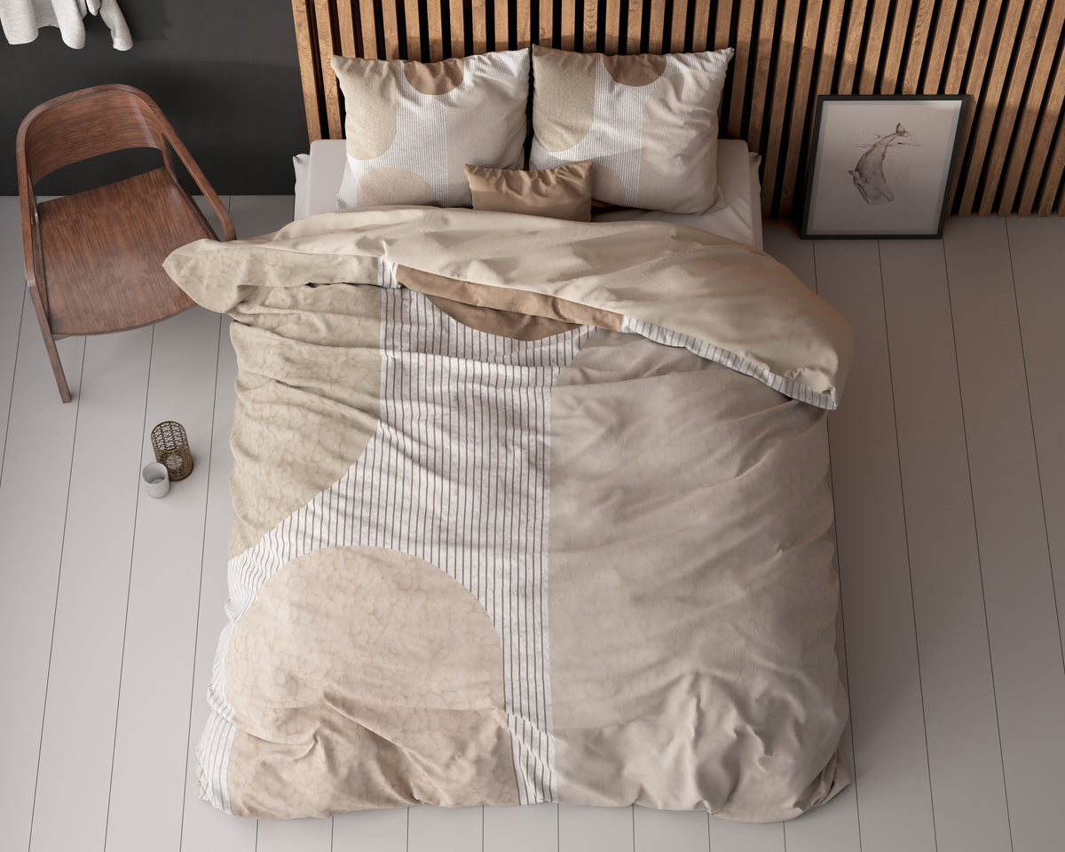 Dekbedovertrek micropercal crème 240 x 220 cm, met 2 kussenslopen, drukknopen en instopstrook