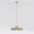 Beige hanglamp met platte ronde metalen kap en houten detail, hangend aan een dun snoer met een lamp eronder