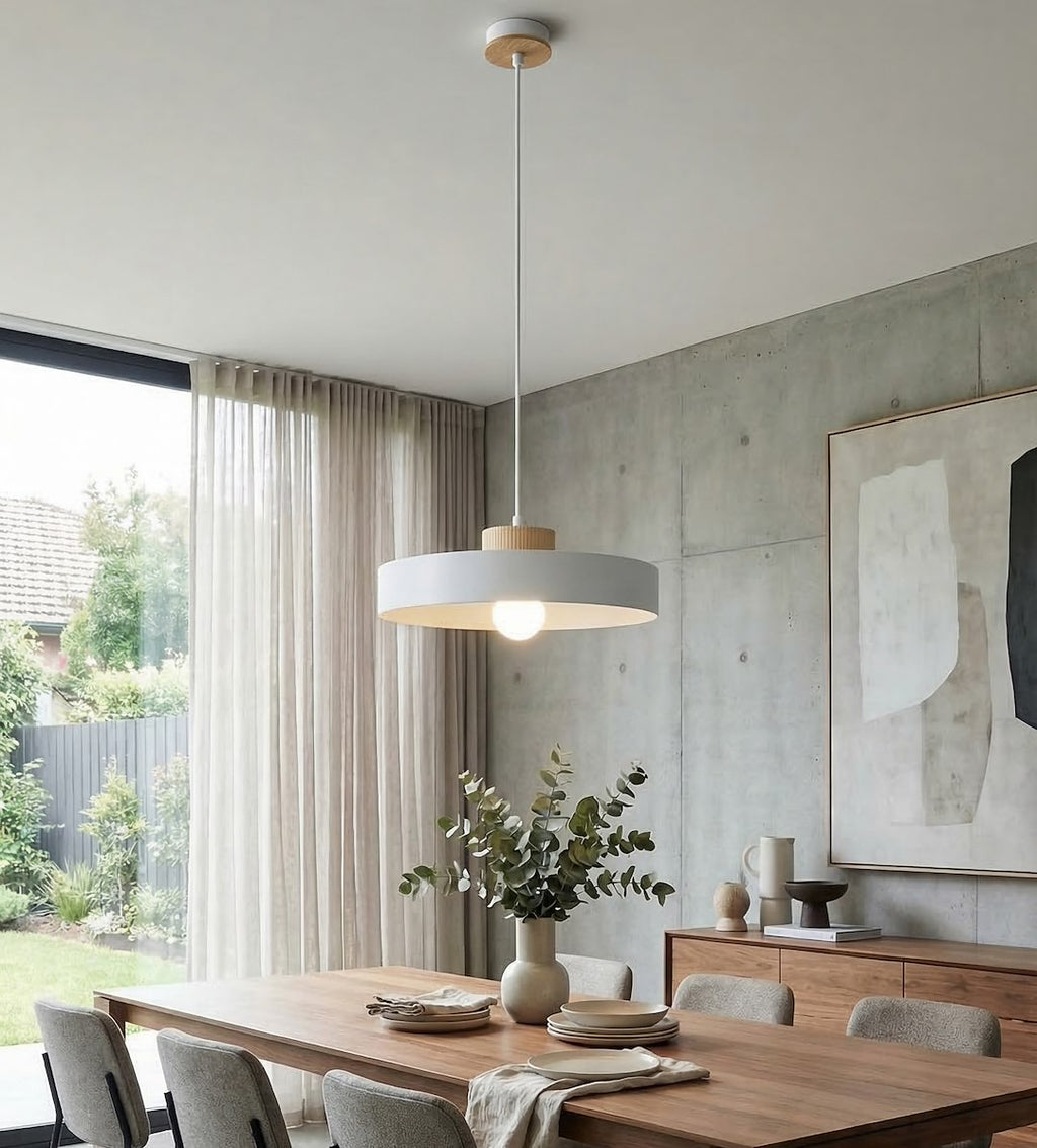 Hanglamp gepoedercoat staal en hout Scandinavisch Kivi wit, 1 fitting E27, verstelbare hoogte, breedte 35 cm