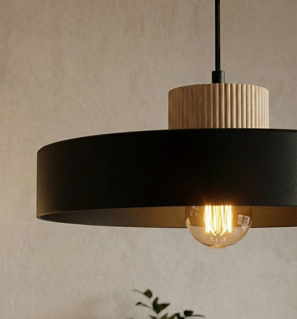 Hanglamp gepoedercoat staal en hout Scandinavisch Kivi zwart 35 x 35 cm, voor woonkamer of eetkamer