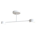 Witte plafondlamp met ronde rozet, korte stang en horizontale arm met twee ronde spots