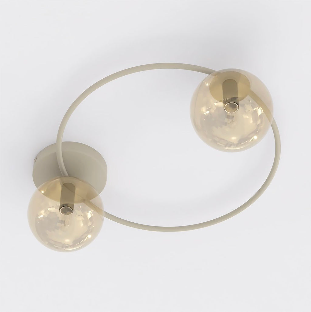 Beige plafondlamp met cirkelvormig frame en twee ronde amberkleurige glazen kappen