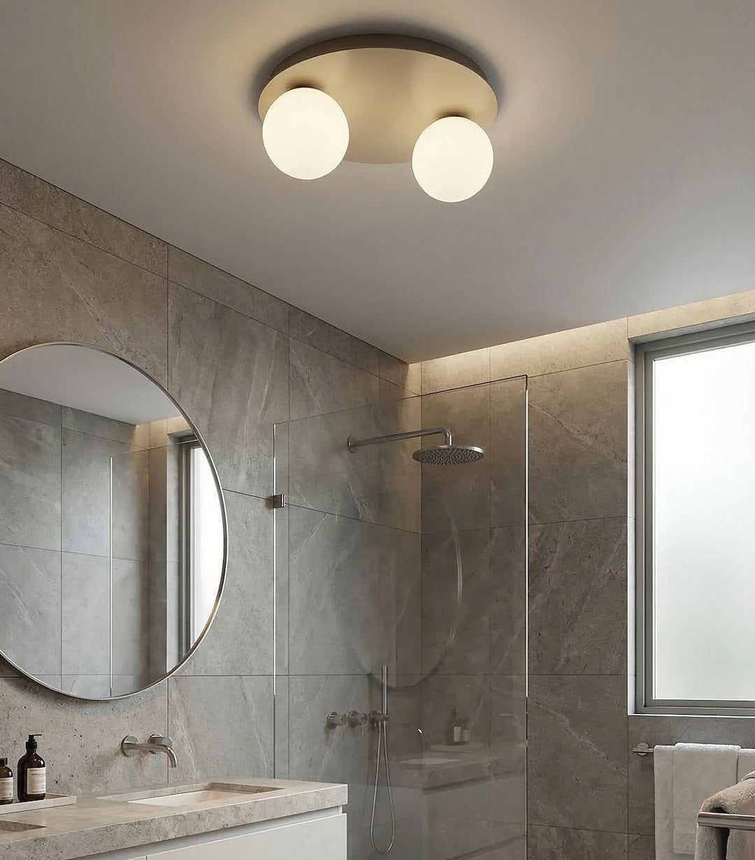 Plafondlamp gepoedercoat staal modern beige, 2 witte glazen bollen, breedte 43 cm, voor woonkamer en slaapkamer