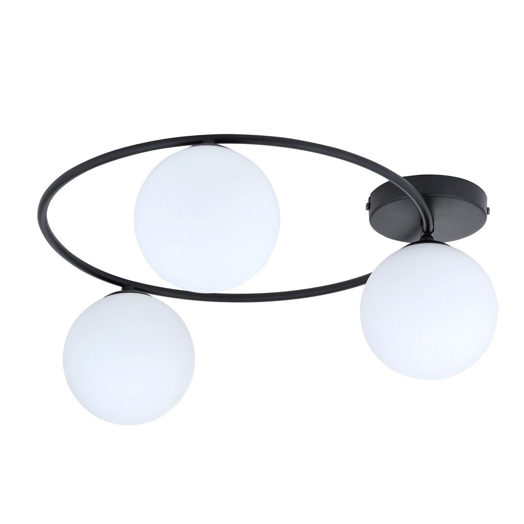 Zwarte plafondlamp met open ring en drie witte glazen bolkappen