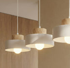 Hanglamp gepoedercoat staal en hout, Scandinavisch Kivi, wit, 73 x 20 cm, 3 fittingen, woonkamer of eetruimte