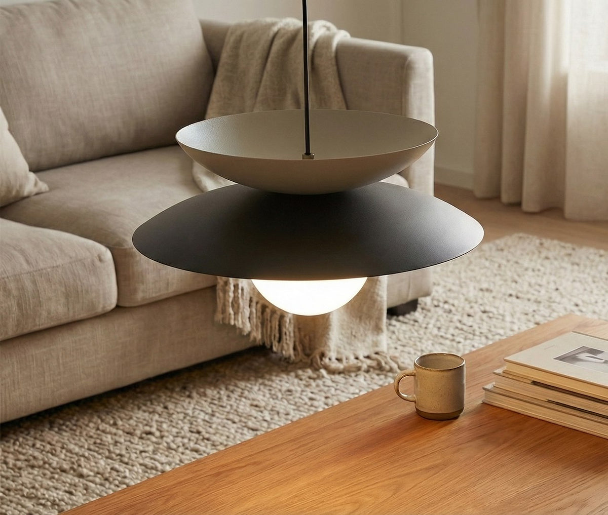 Hanglamp gepoedercoat staal en glas Nagoya, zwart en beige, Ø 41 cm, voor eettafel en slaapkamer
