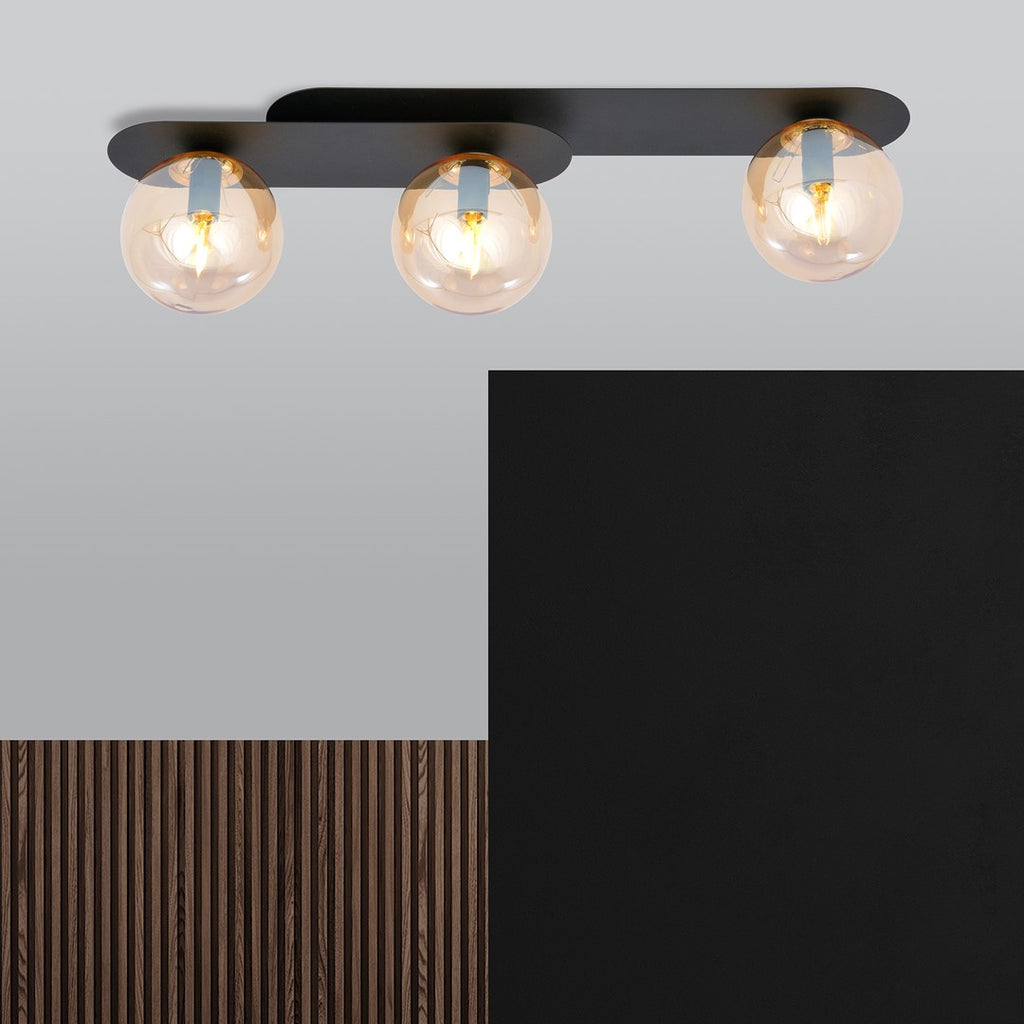 Plafondlamp gepoedercoat staal en glas Plaza, zwart met amberkleurige kappen, 3 lichtpunten, 70 x 18 cm