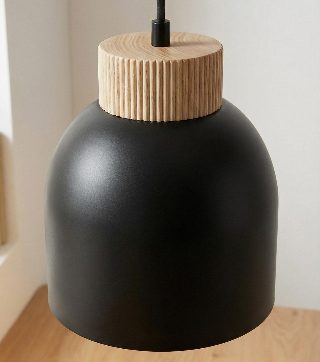 Hanglamp 3 lichts gepoedercoat staal en hout Vigo, Scandinavisch, zwart, 84 cm, boven eettafel of keukeneiland