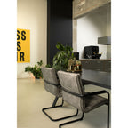 Eetkamerstoel vegan leer Haven grijs met zwart stalen sledeframe en armleggers, 88 x 57,5 x 63 cm
