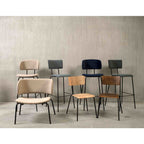 Barkruk hoog bouclé stof shiitake met zwart stalen onderstel en voetensteun, model Bo Society – H 112 cm