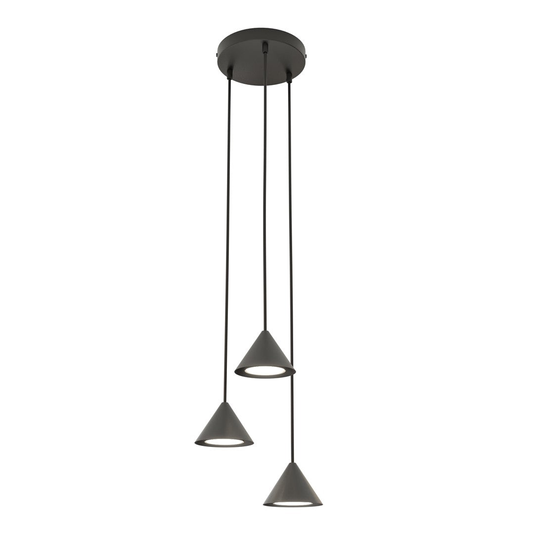 Zwarte hanglamp met ronde plafondplaat en drie kegelvormige kappen op verschillende hoogtes