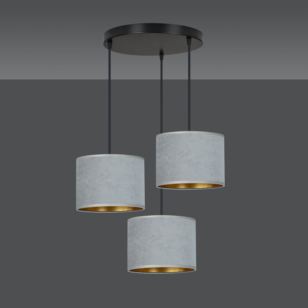 Hanglamp 3 lichts gepoedercoat staal en stof Hilde grijs met gouden binnenzijde, ronde canopy, eettafel
