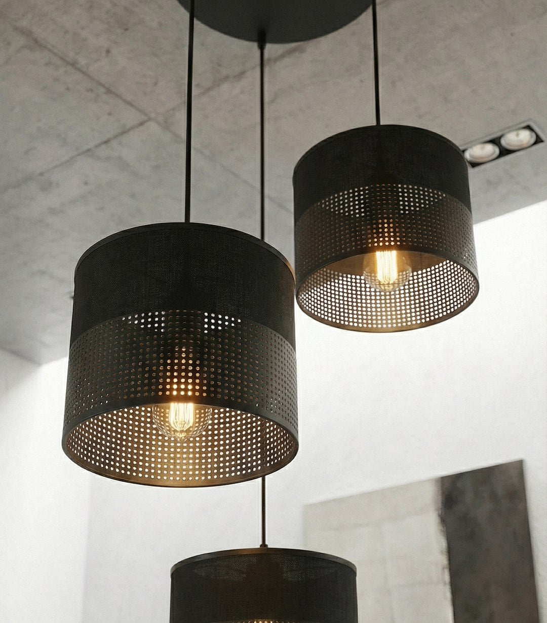 Hanglamp 3 lichts gepoedercoat staal met stoffen kappen, minimalistisch zwart, kap Ø 20 cm, E27