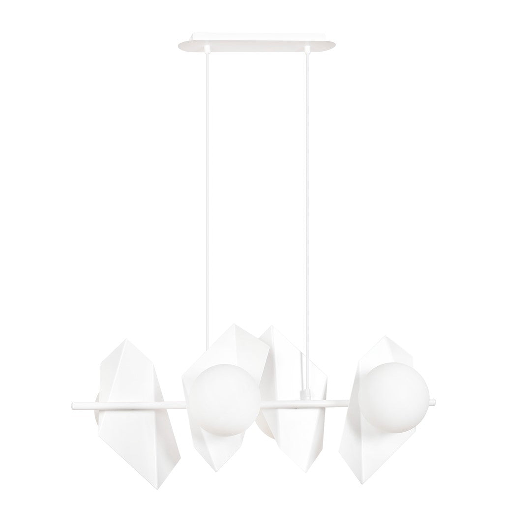 Witte hanglamp met geometrische metalen kappen en twee zichtbare matte glazen bollen aan een horizontale stang
