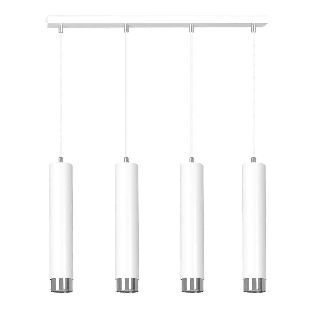 Witte hanglamp met vier buisvormige kappen met chroomaccenten aan een smalle witte plafondbalk