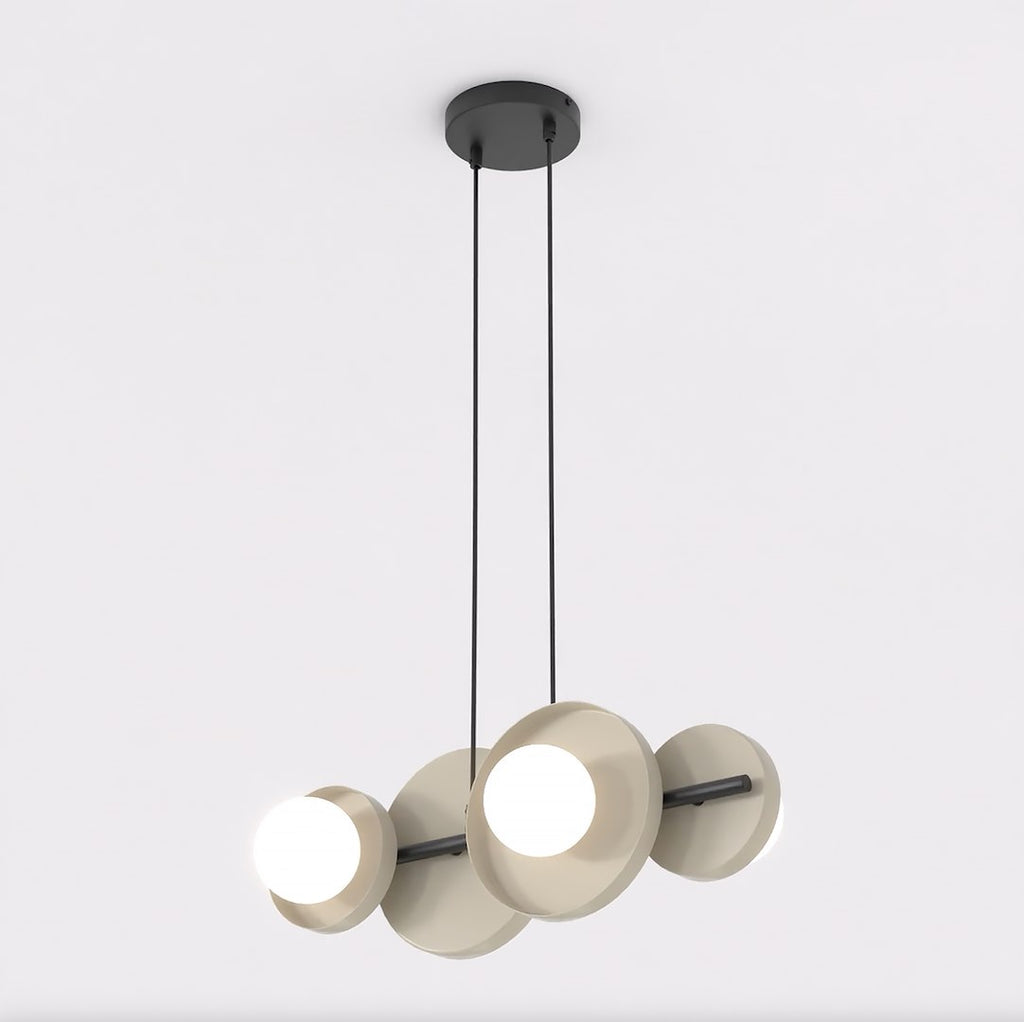Hanglamp gepoedercoat staal minimalistisch mokka met witte kapjes, 4 lichtpunten G9, eetkamer en kookeiland