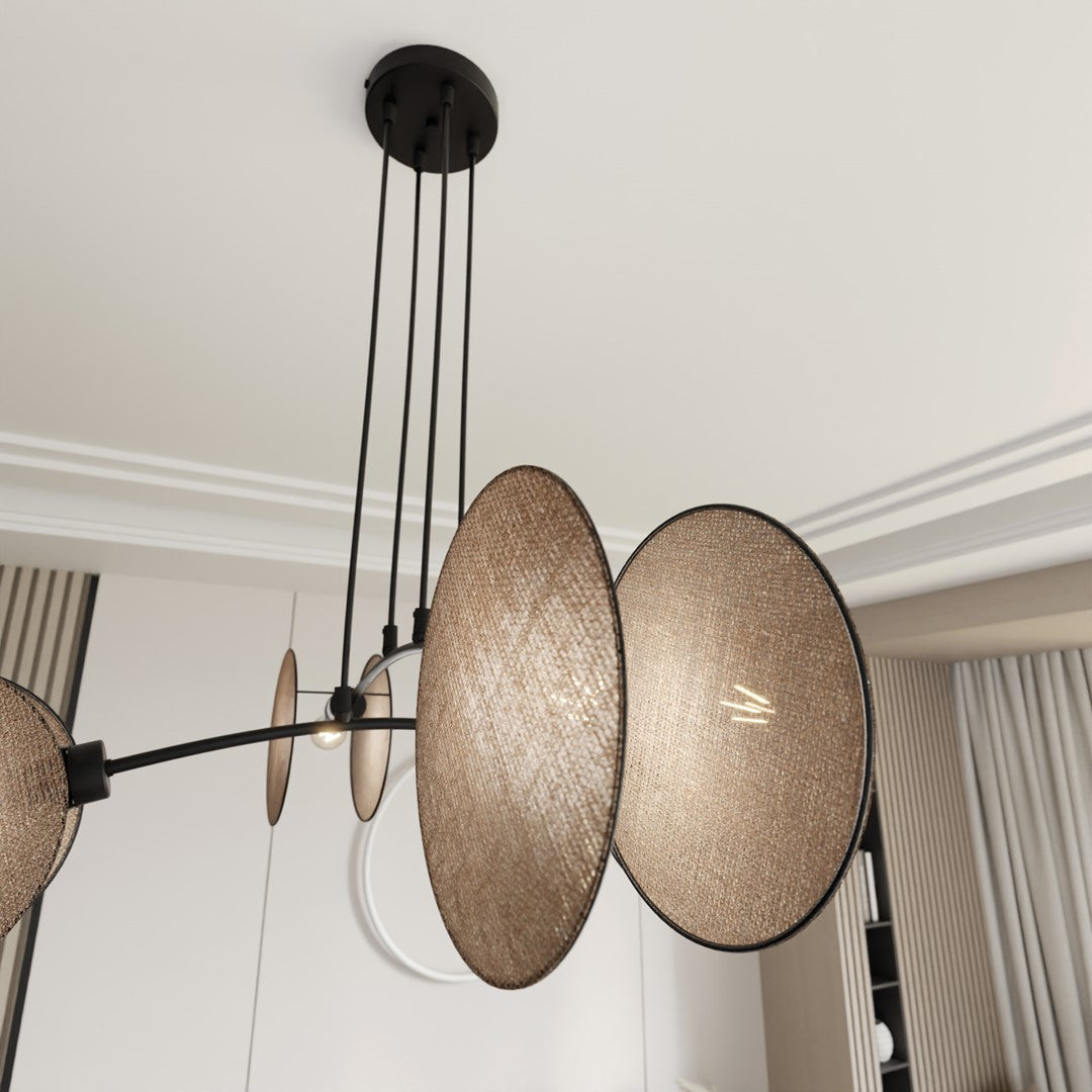 Hanglamp gepoedercoat staal en stof Motief boho, zwart met beige kappen, 4 fittingen E27, 82 x 100 cm