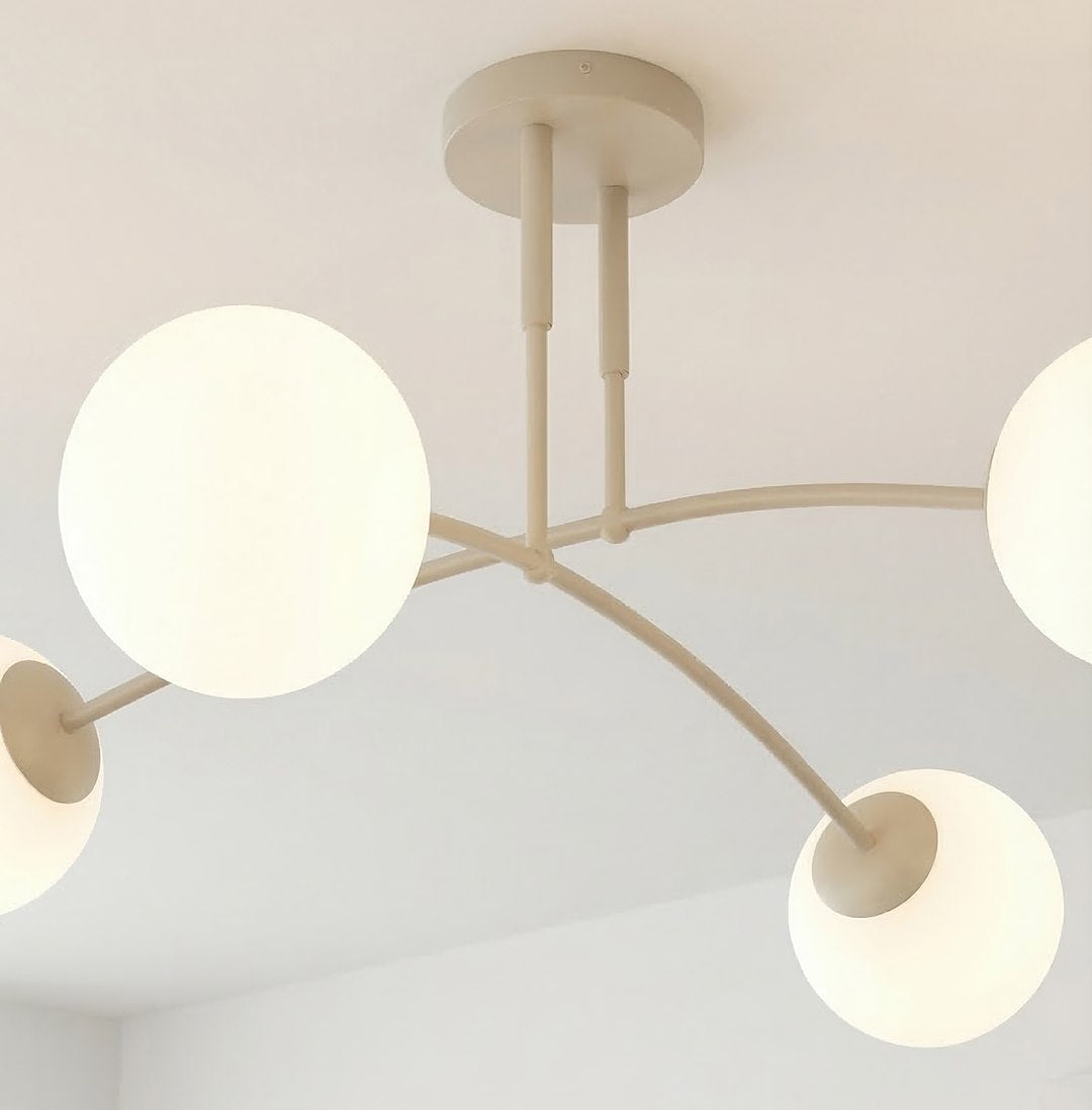 Plafondlamp staal en glas beige modern, 4 witte glazen bollen Ø 14 cm, 60 x 60 cm voor woonkamer