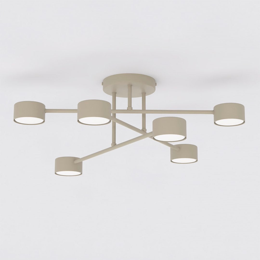 Beige plafondlamp met kruisarm-ontwerp en zes ronde kappen met wit lichtvlak aan de onderzijde