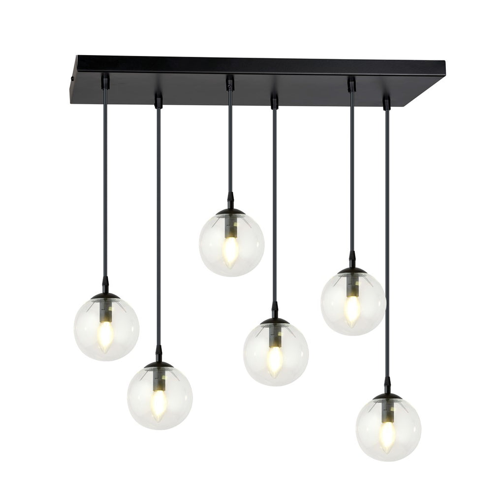 Zwarte hanglamp met zes transparante glazen bolkappen aan een rechthoekige plafondplaat, op verschillende hoogtes