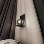 Wandlamp gepoedercoat staal en glas minimalistisch zwart met grafiet glazen kap Ø 14 cm, E14