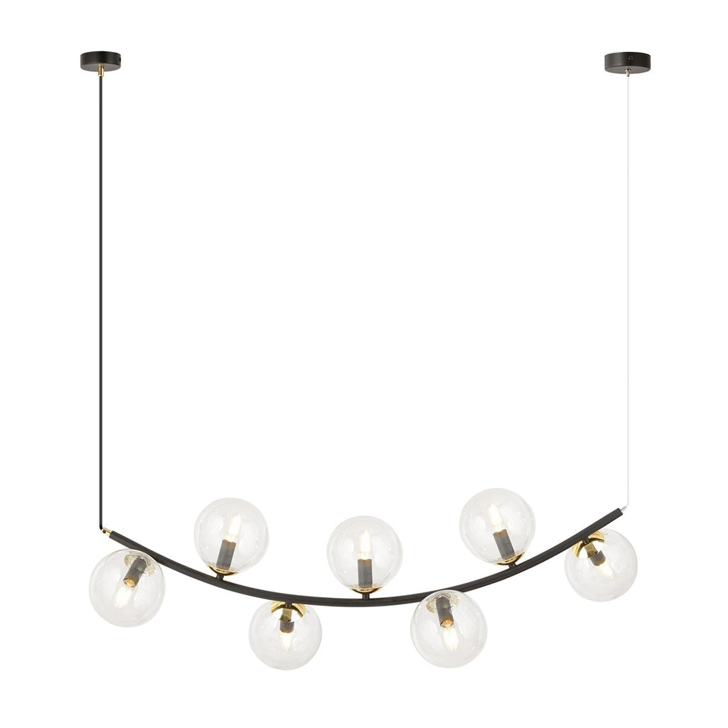 Gebogen zwarte hanglamp met zeven transparante glazen bollen en goudkleurige details