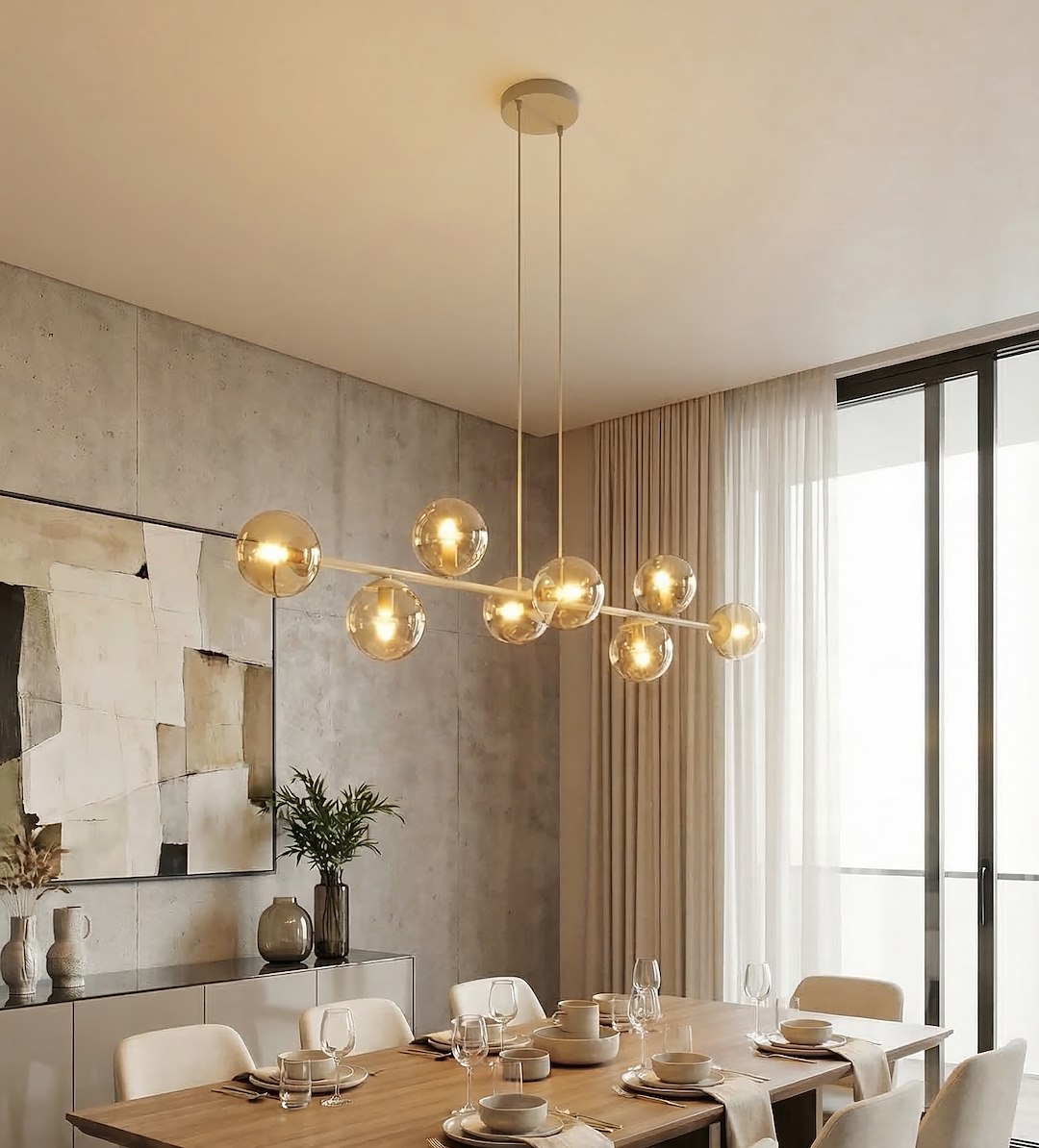Hanglamp gepoedercoat staal en glas modern Magnus beige met amber kappen 130 cm breed, 8 lichtpunten