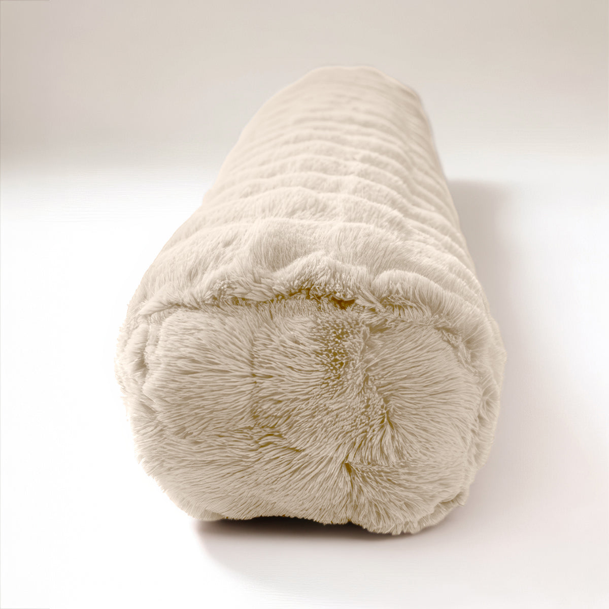 Bodykussen nepbont pompom beige 140 x 20 cm, stevig, wasbaar op 40°C voor slaapkamer