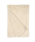 Opgevouwen beige faux fur plaid met gestructureerd oppervlak en glad satijnachtig randje