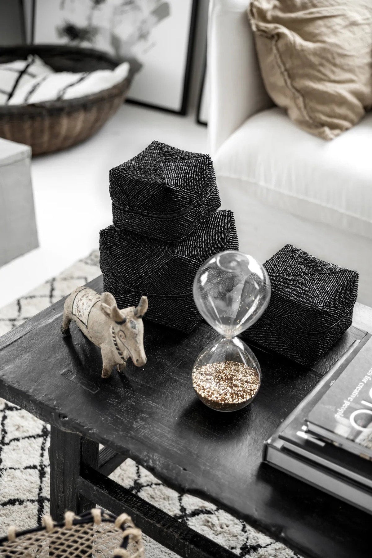 Opbergdoosje bamboe met kralen, zwart, handgemaakt, 10 x 10 x 10 cm, voor in huis