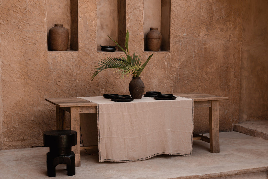 Kruk massief mangohout Squat Spot, zwart – 40 x 40 x 50 cm, als zitplaats of bijzettafel
