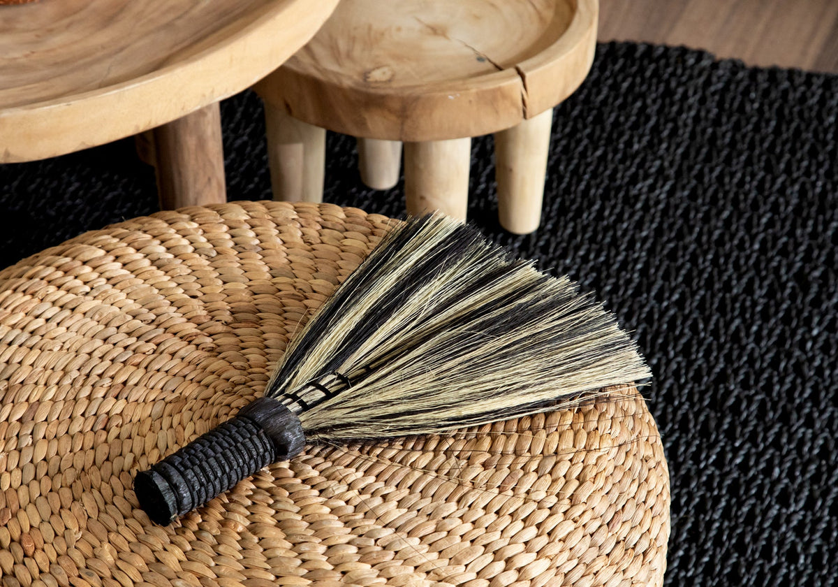 Vloerkleed sisal raffia palm handgemaakt met franjes, zwart – 180 x 240 cm, voor binnen