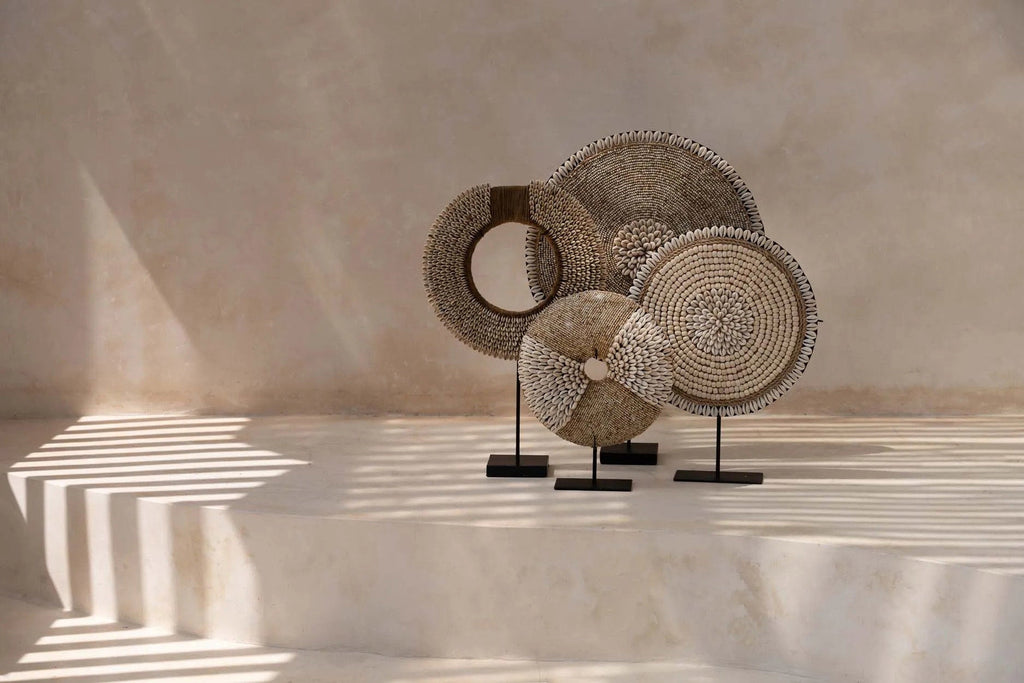 Decoratieobject schelpen op standaard Réunion, naturel – 40 x 10 x 48 cm, voor woonkamer, slaapkamer of gang