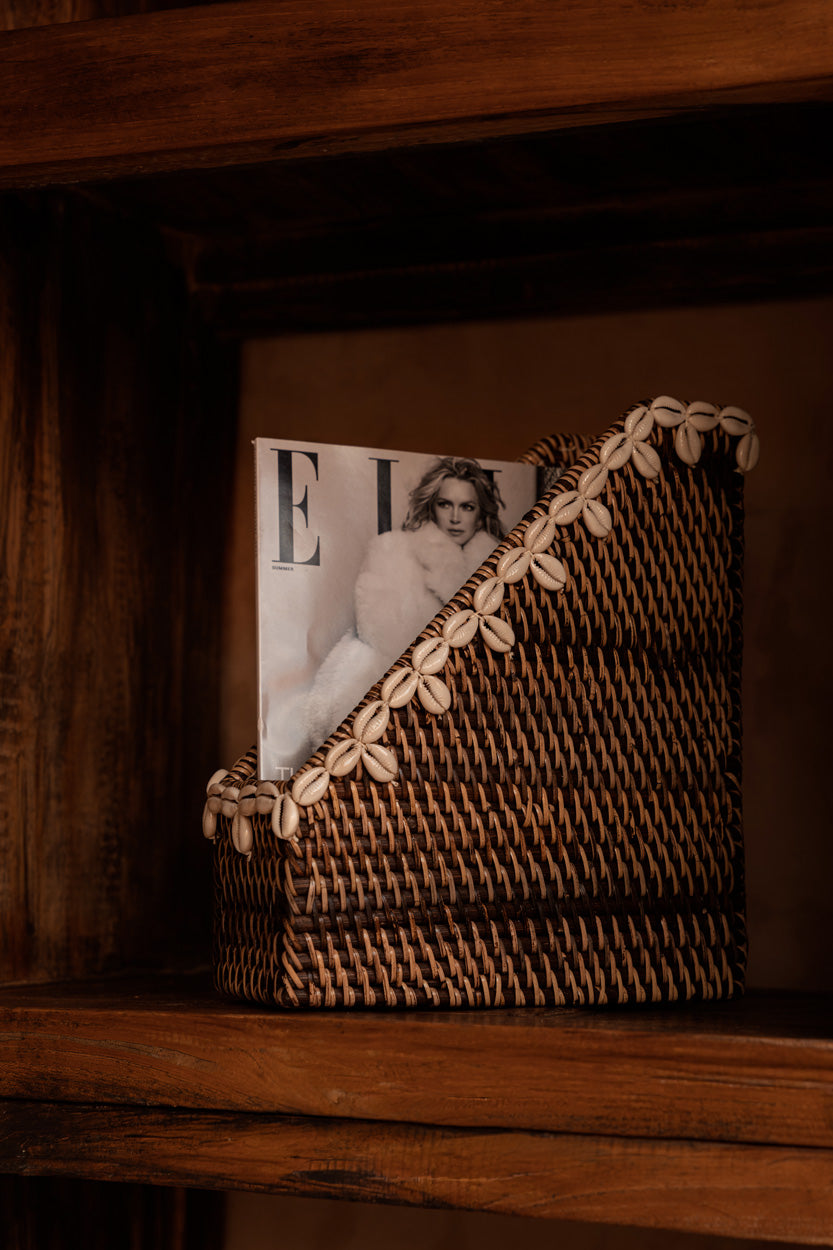 Tijdschriftenhouder rotan met schelpen, Shell Edge Organizer, naturel bruin, 27 x 12 x 30 cm, voor bureau of hal