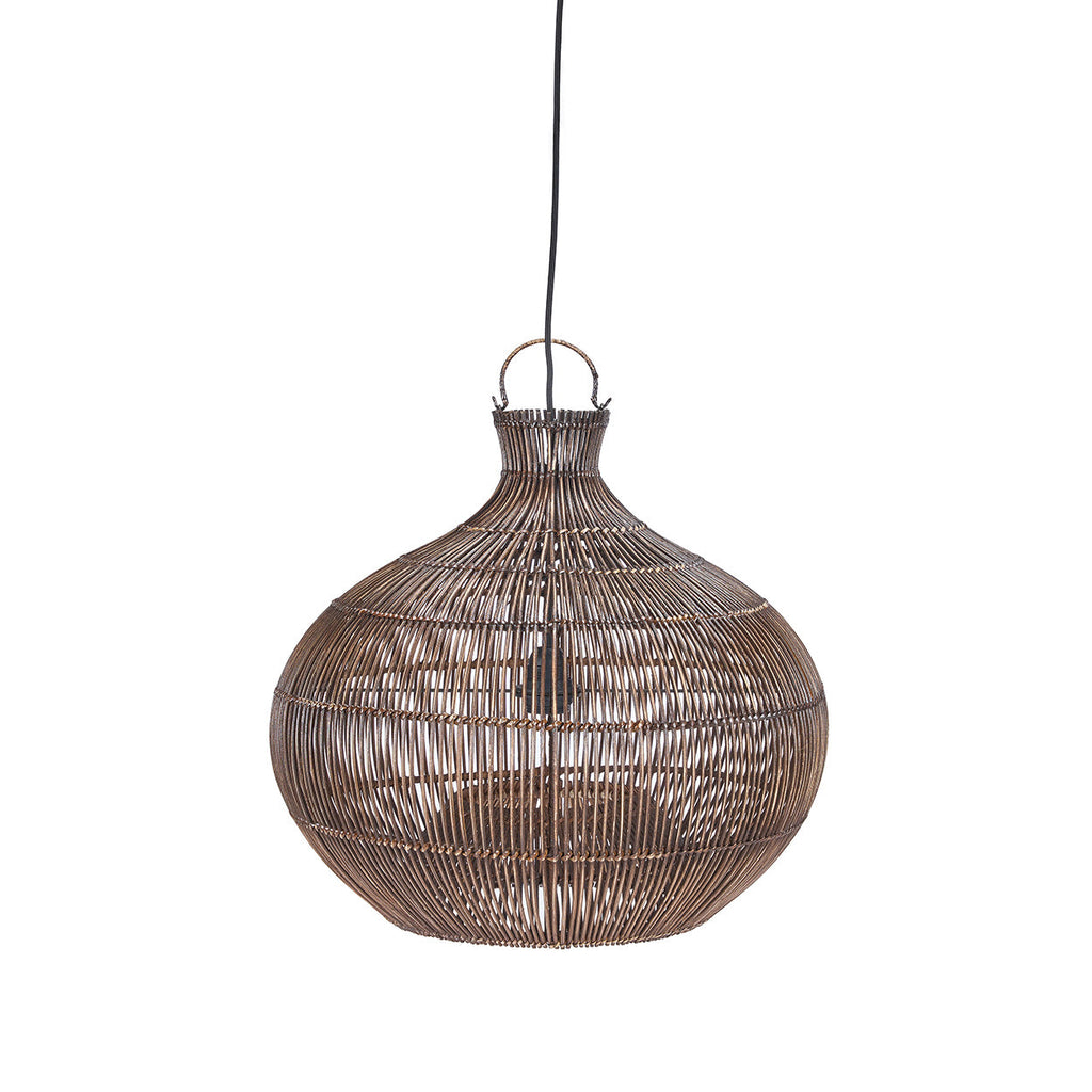 Ronde hanglamp van donker walnoot rotan met open vlechtwerk, smalle hals en zwart snoer
