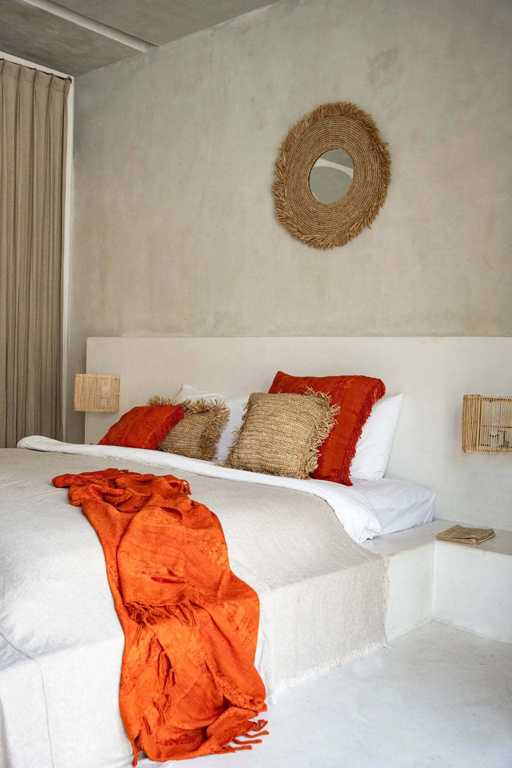 Spiegel gras glas Yema naturel Ø 60 cm, rond met gevlochten raffia rand en franjes