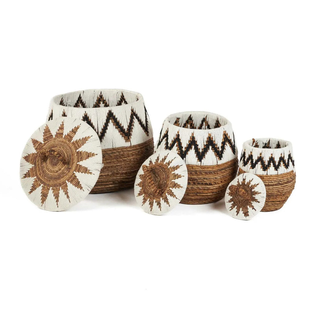 Mand met deksel bananenblad naturel wit met zwart zigzagpatroon, 27 x 27 x 40 cm, woonkamer