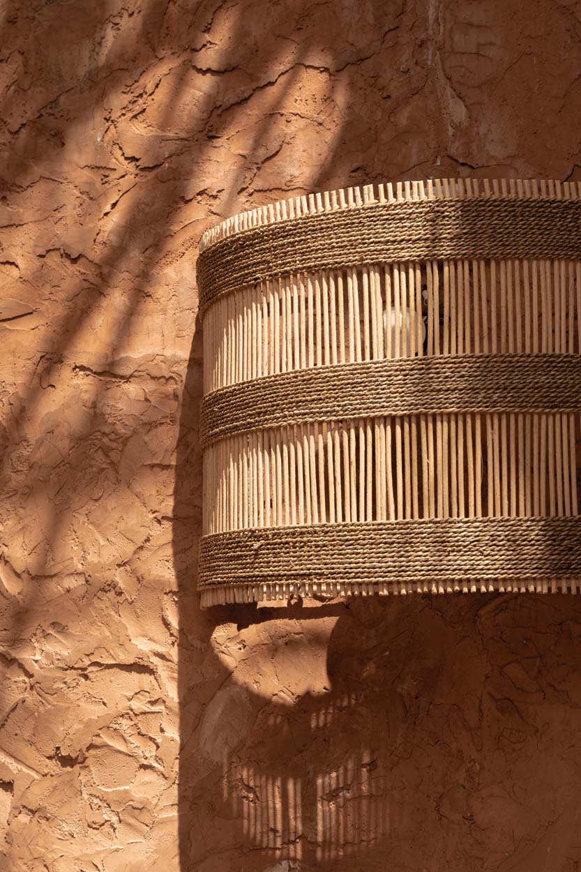 Wandlamp rotan halfcilinder met zeegraskoord, Doedoe naturel – 45 x 19 x 33 cm, kap zonder bedrading