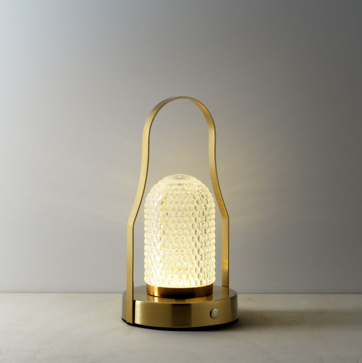 Tafellamp oplaadbaar ijzer messing Lampuccino led met handvat en dimmer, Ø 12 x 23 cm