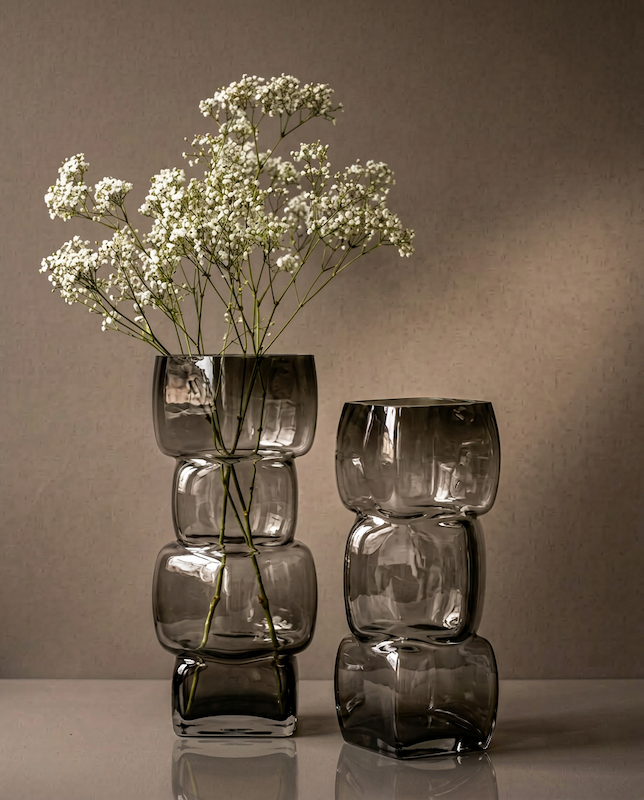 Vaas gerecycled glas Cubes donkergrijs 13 x 13 x 30 cm, voor gedroogde bloemen