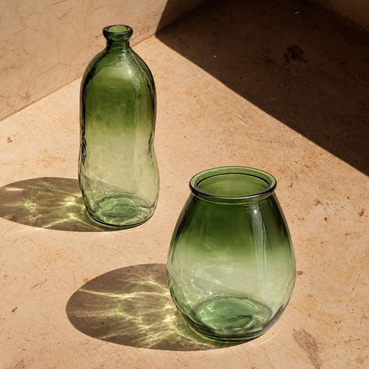 Vaas gerecycled glas Qiezi groen met kleurverloop, Ø 29 cm, hoogte 35 cm – woonkamer