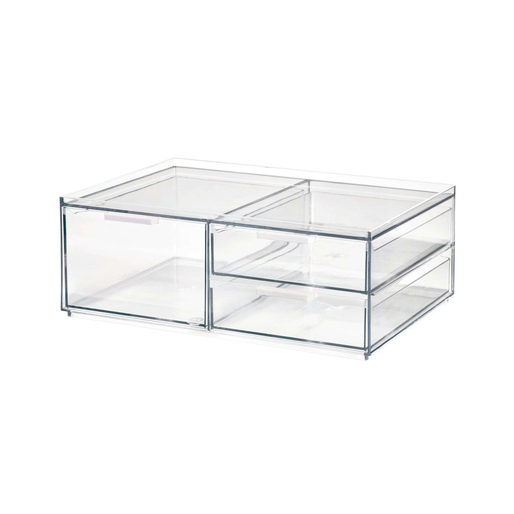 Transparante make-up organizer met drie lades en een deksel, schuin van voren gezien