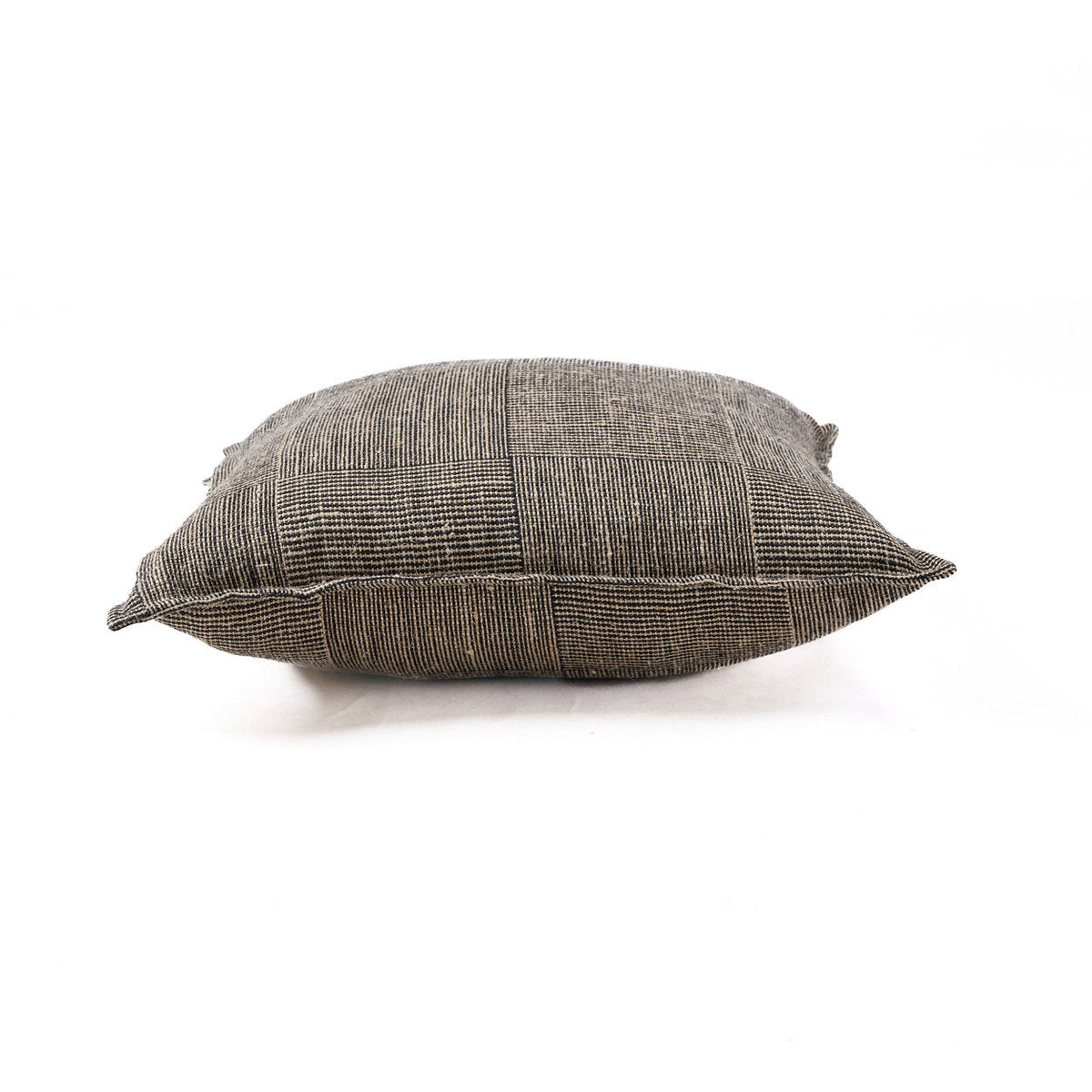 Kussenhoes linnen Bloc Party zwart naturel 50 x 50 cm voor bank of bed
