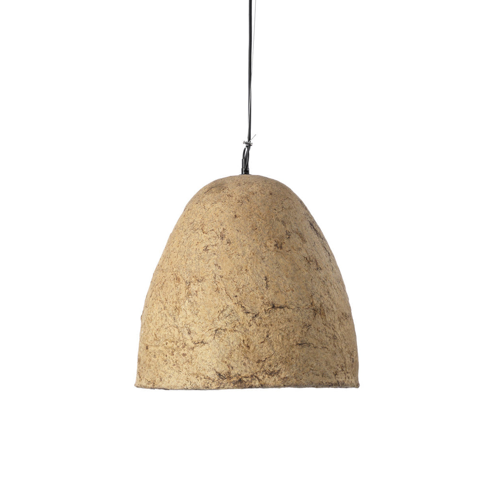 Hanglamp Savana van papier-maché in modderkleur met ruwe structuur, hangend aan een dun zwart snoer