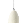 Witte hanglamp van papier-maché met ruw oppervlak en zwart snoer met metalen ring