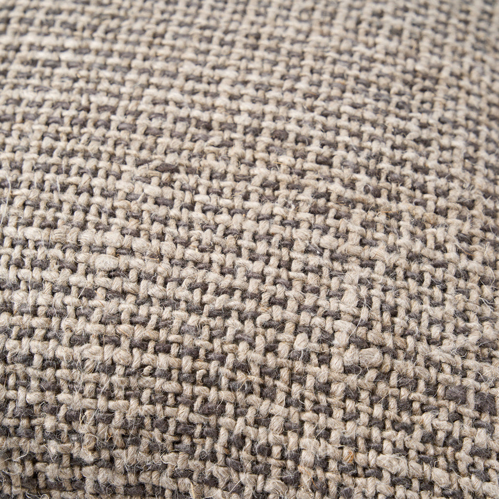 Kussenhoes linnen Linen Grain natuurlijk zwart, handgeweven met structuur – 50 x 50 cm