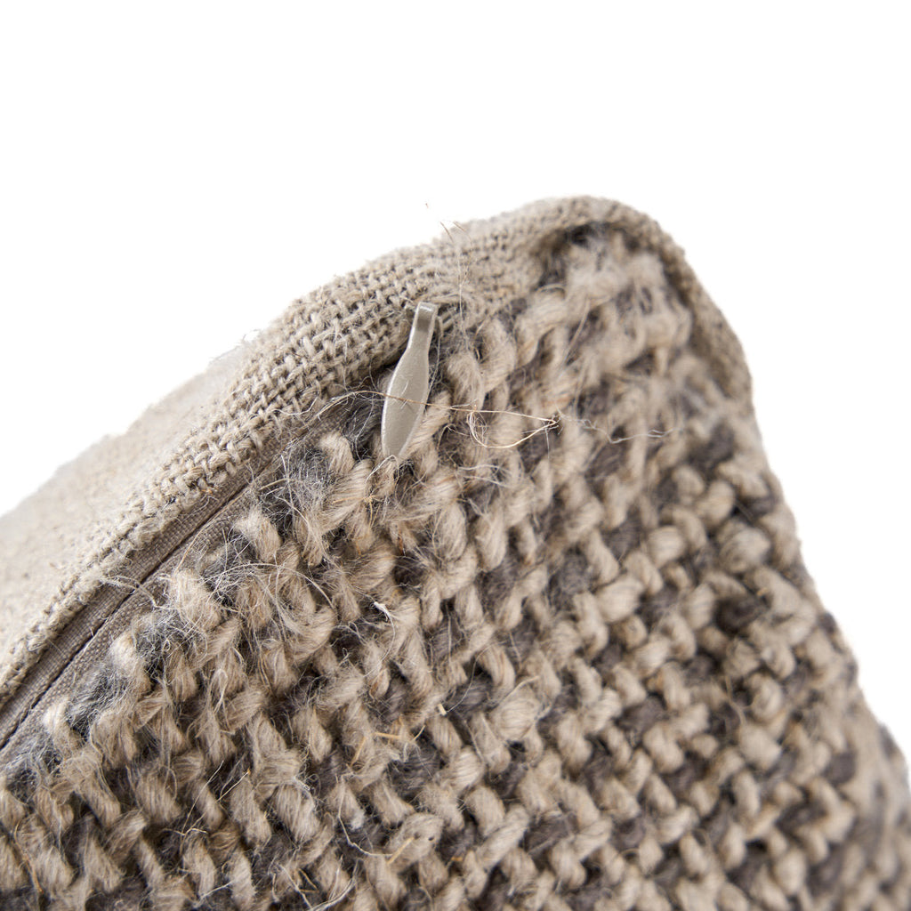 Kussenhoes linnen Linen Grain natuurlijk zwart, handgeweven met structuur – 50 x 50 cm