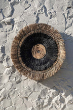 Wanddecoratie bananenblad Amazonia, naturel en zwart, handgemaakt – Ø 110 x 11 cm, voor woonkamer en slaapkamer