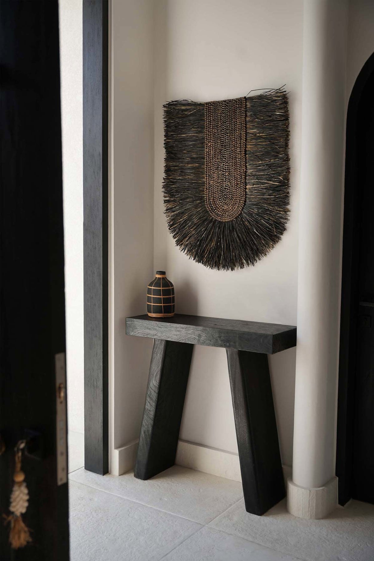 Wanddecoratie zeegras handgeweven Dada zwart – 74 x 87 cm, voor woonkamer, slaapkamer of hal